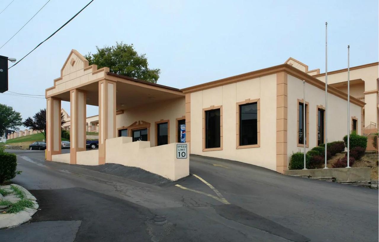 Super 8 By Wyndham Nashville Near Downtown / I-40 Exterior foto